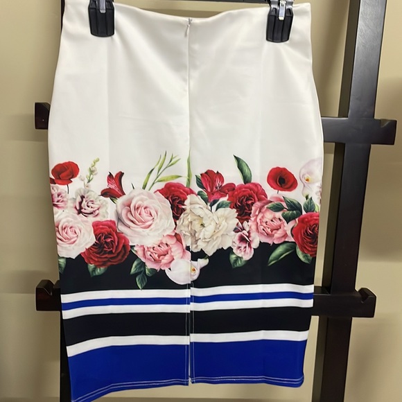 Lovely pencil skirt - Picture 6 of 7